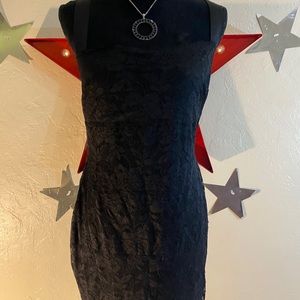 Guess lace dress size L